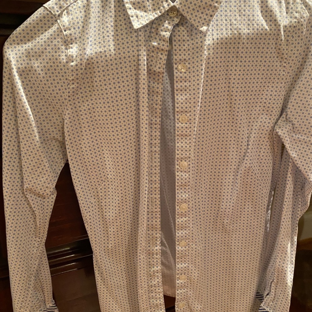 Button Down Blue Flowers - Picture 2 of 3